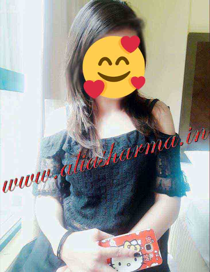 Educated Girls Delhi Escorts